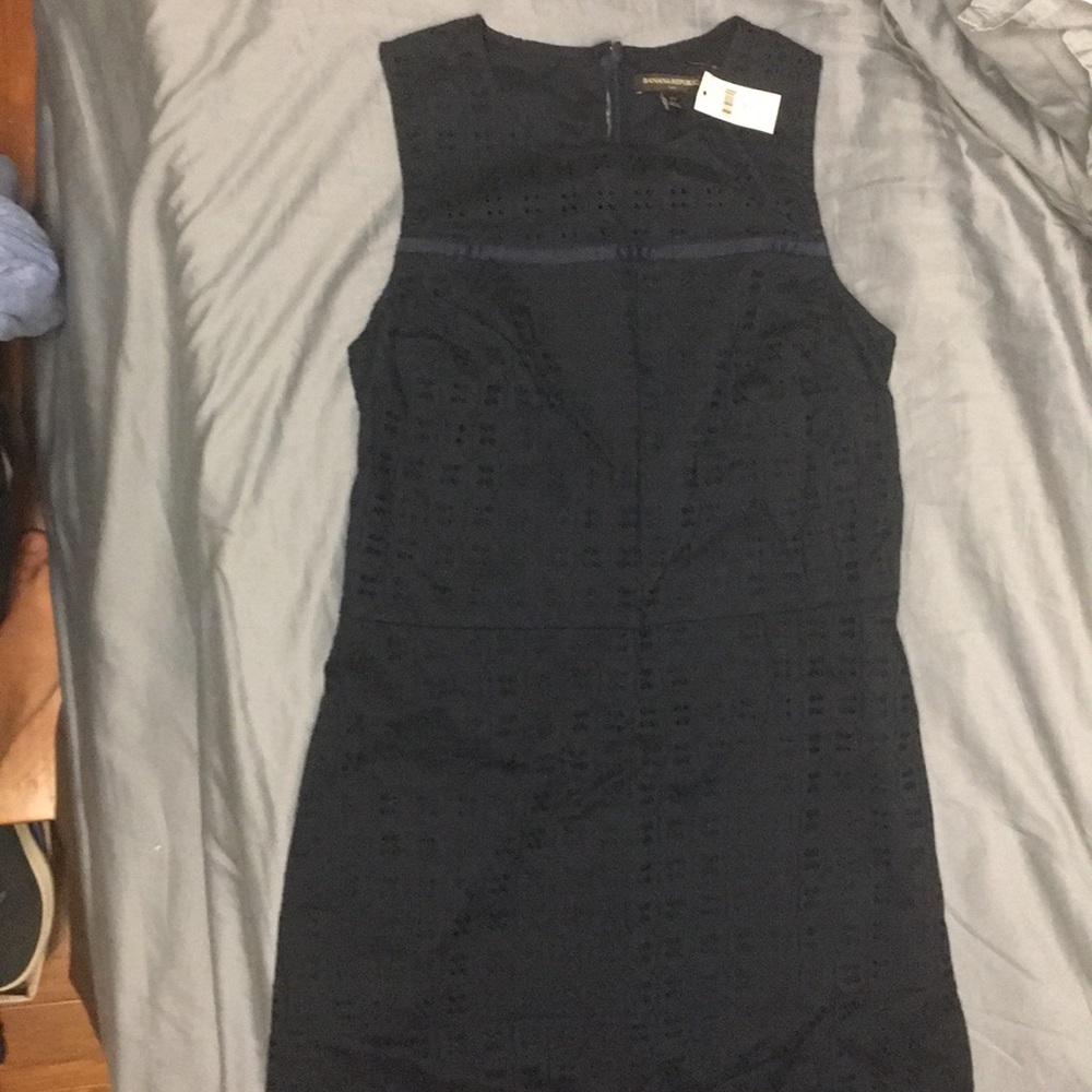 NWT Banana Republic Eyelet Shift Dress 10Navy Blue